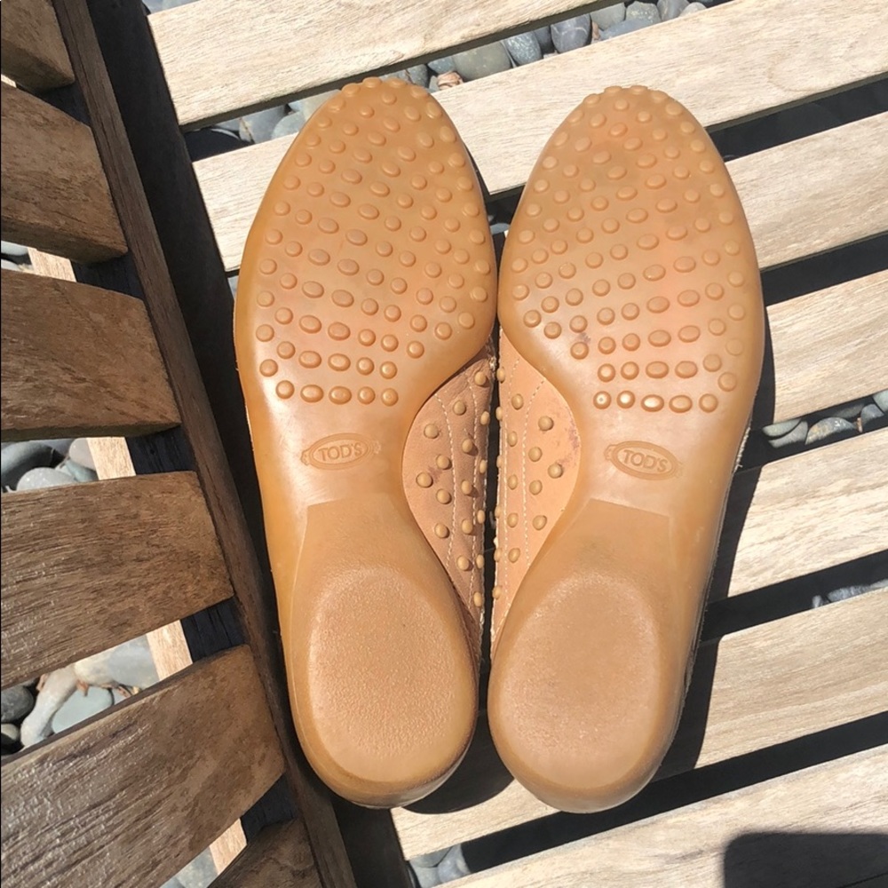 TOD’S Beige Suede Driving Shoes 38Eur. - Picture 3 of 8
